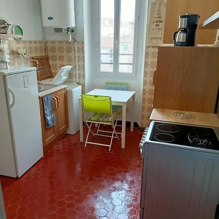 Cannes Apartment *